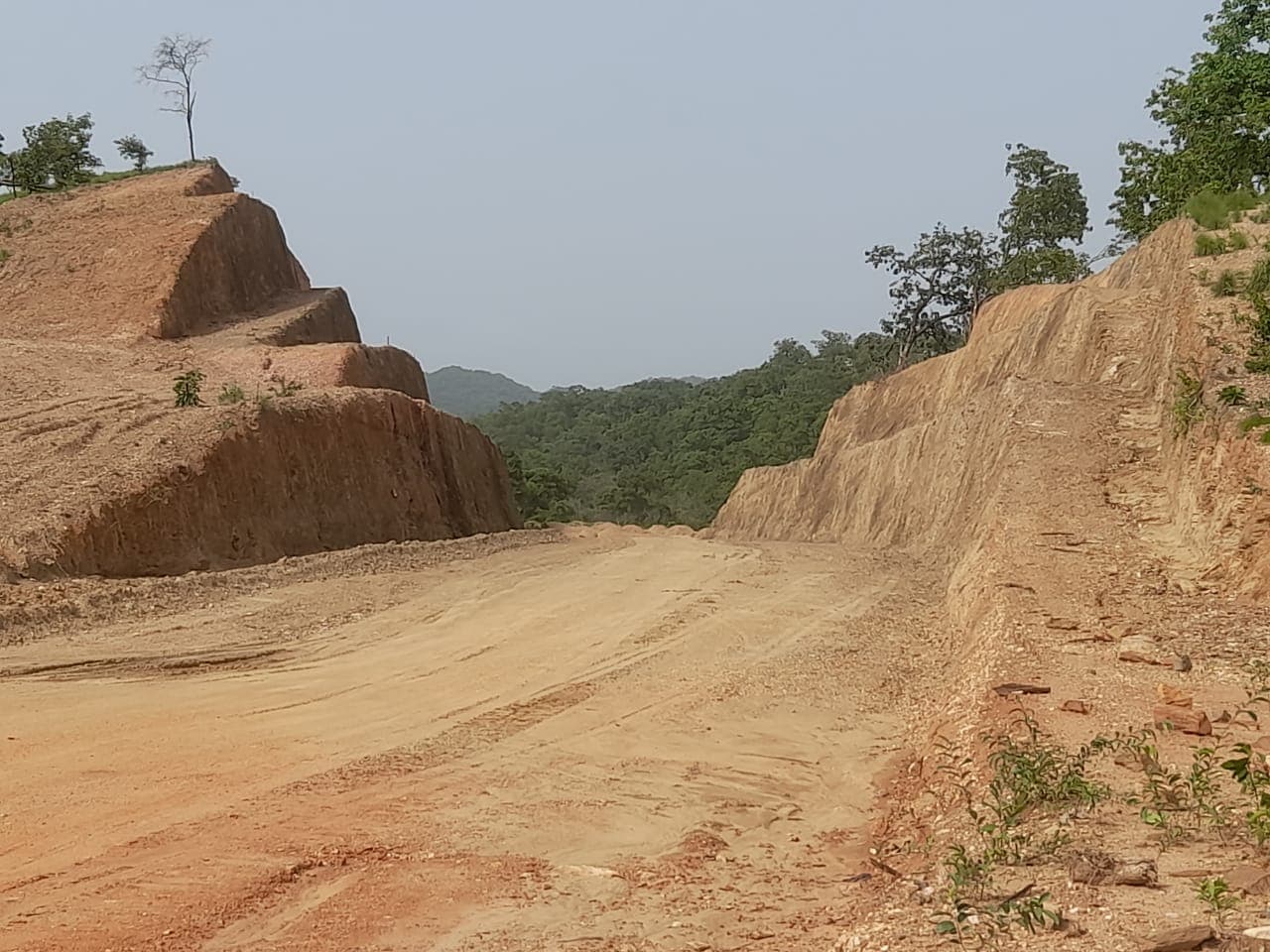 ETM DES TRAVAUX PUBLIC — TOGO 2